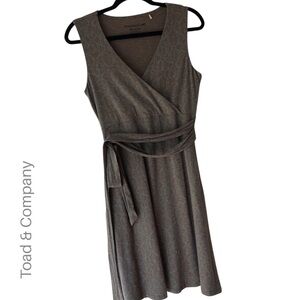TOAD & CO NWOT CUE WRAP SLEEVELESS CAFE DRESS | SIZE: MEDIUM